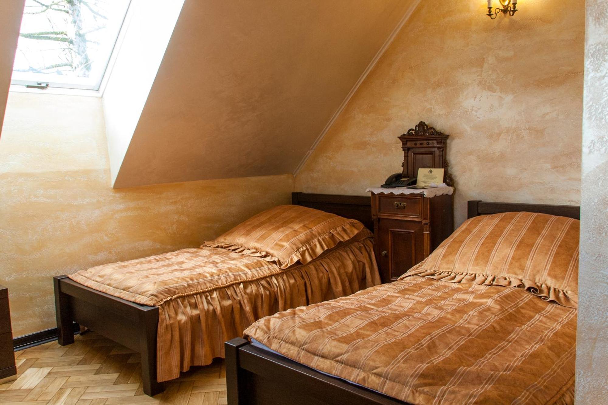 チェチェジン Dwor Anna Bed & Breakfast 部屋 写真