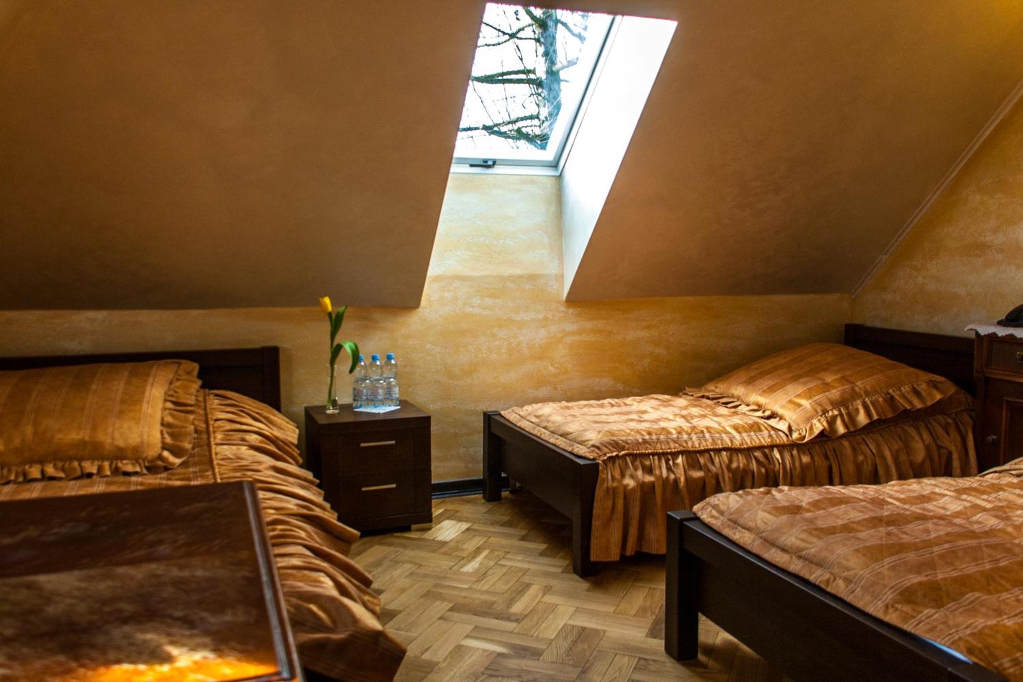 チェチェジン Dwor Anna Bed & Breakfast 部屋 写真